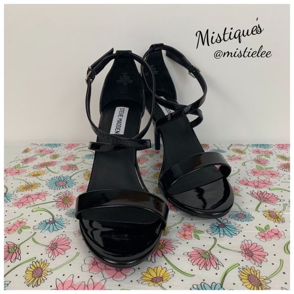 STEVE MADDEN Open Toe Criss Cross Ankle Sandal Shoe FAIMA Adjustable Size 8M - Picture 2 of 14